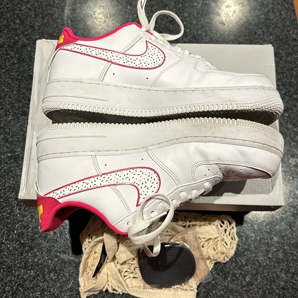 Women’s Air Force One ‘07 LX Dragon Fruit size 11 - Picture 4 of 5